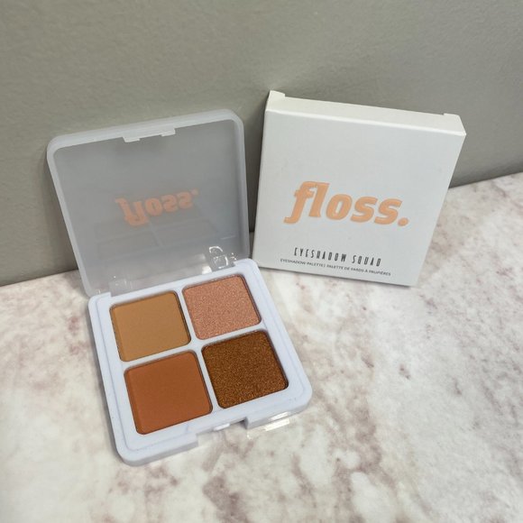 Floss Just Peachy Eyeshadow Squad - Picture 2 of 4